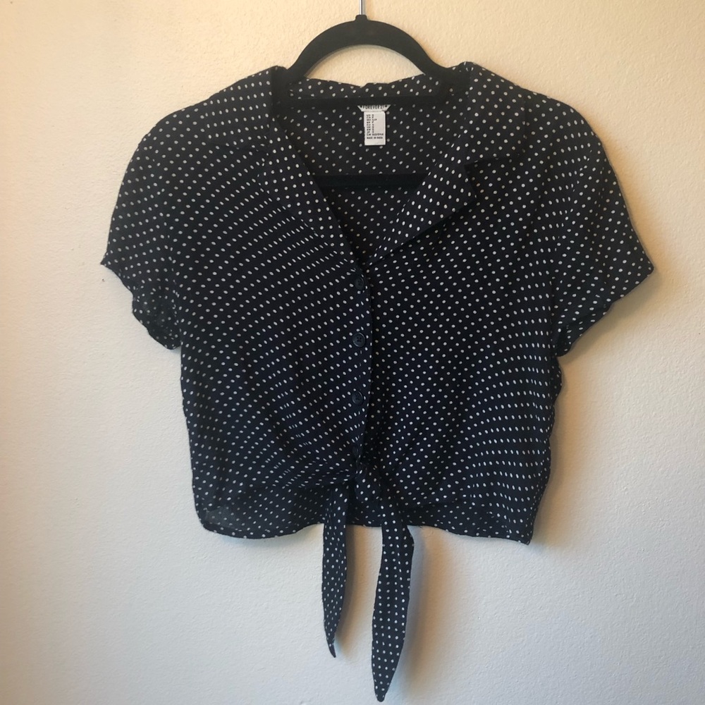 Forever 21 Black and White Top
